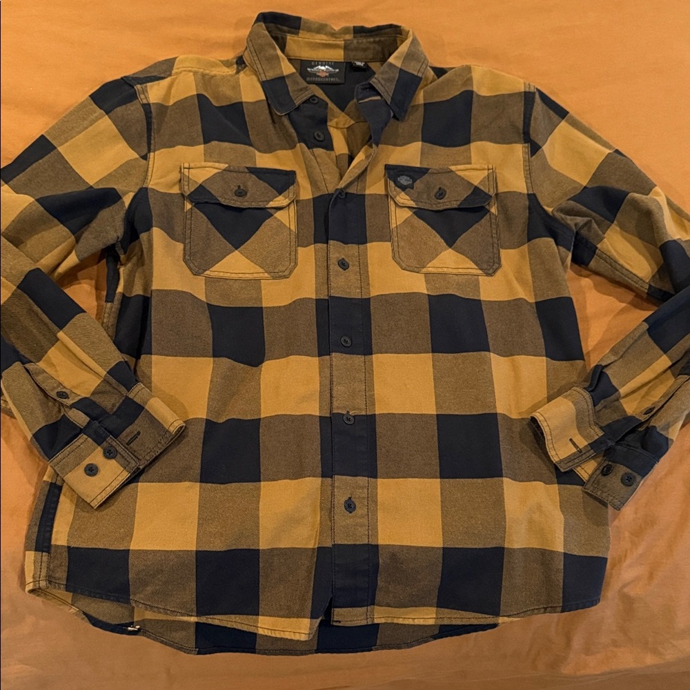 Harley Davidson Yellow and Black Plaid Button-Up Shirt L